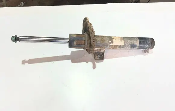 Volkswagen PASSAT B8 Front shock absorber/damper 3Q0413031BN