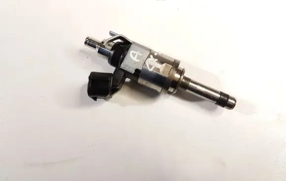 Mazda CX-5 II Fuel injector PAMB13250 10G1307188