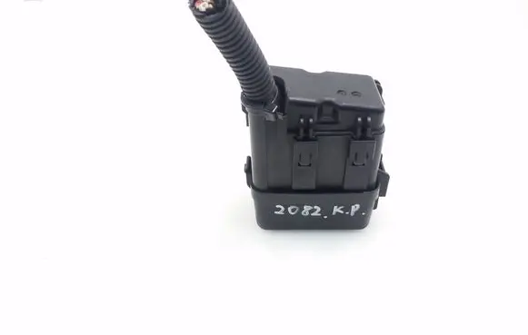 Toyota Verso Fuse module 8274112080