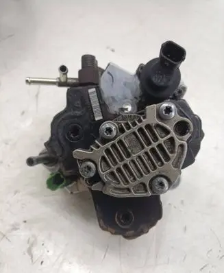 Toyota Yaris Fuel injection high pressure pump 0445010134 221000N020