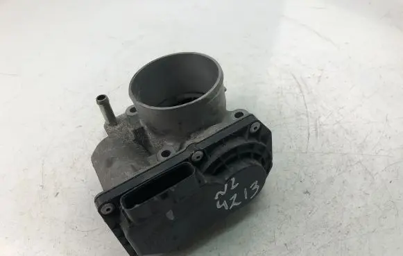 Toyota Auris E180 Throttle valve 220300T110