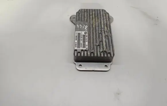 BMW 5 E60 E61 Air suspension control unit module (rear) 2840007929300 6797439