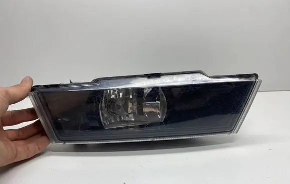 Skoda Octavia Mk3 (5E) Front fog light 5E0941700B
