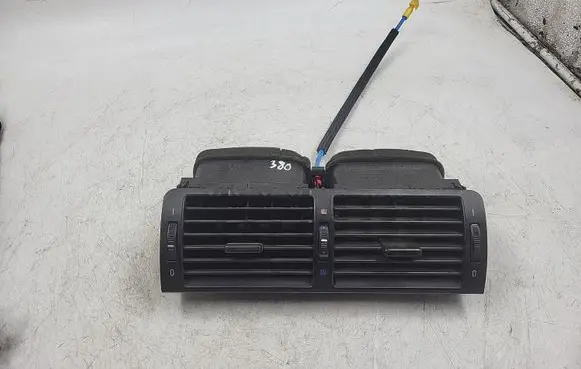 BMW 3 E46 Dash center air vent grill 8361895
