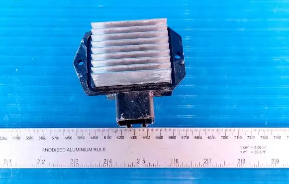 Toyota Sienna XL40 IV Heater blower motor/fan resistor 4993002280