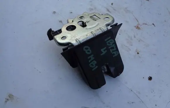 Seat Ibiza IV (6J,6P) Tailgate/trunk/boot lock/catch/latch