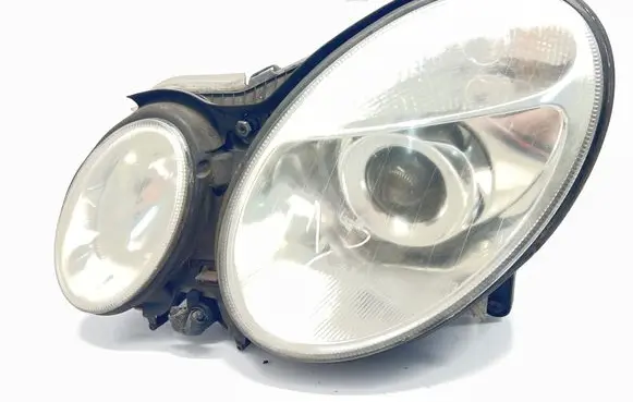 Mercedes-Benz E W211 Headlight/headlamp 15435900