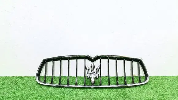 Maserati Ghibli Front grill
