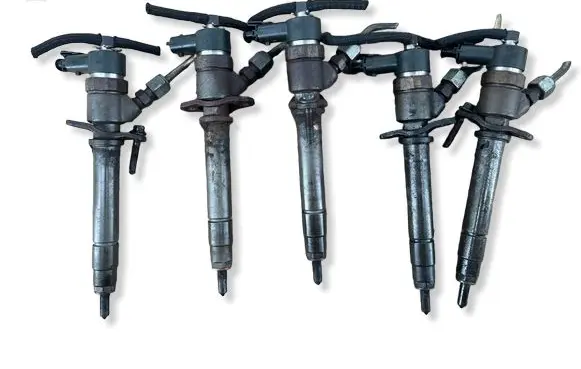 Volvo V70 Fuel injectors set 0445110078