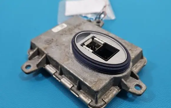 BMW 3 F30 F35 F31 Headlight ballast module Xenon 7296090 IMPRK1548220