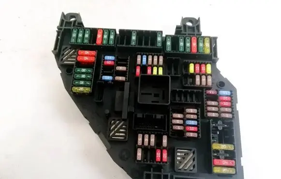 BMW 5 GT F07 Fuse box set 925281301 9252813-01