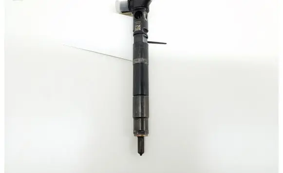Mercedes-Benz E W212 Fuel injector A6510702887