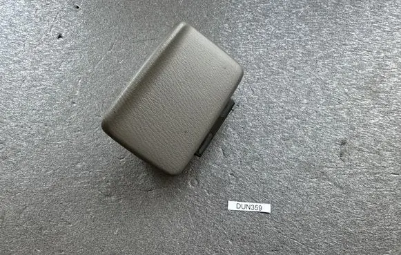 Nissan Patrol Y61 Ashtray (rear) 965100M000