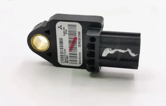 Mitsubishi Outlander Airbag deployment crash/impact sensor 8651A001 TBZME2597Z5468