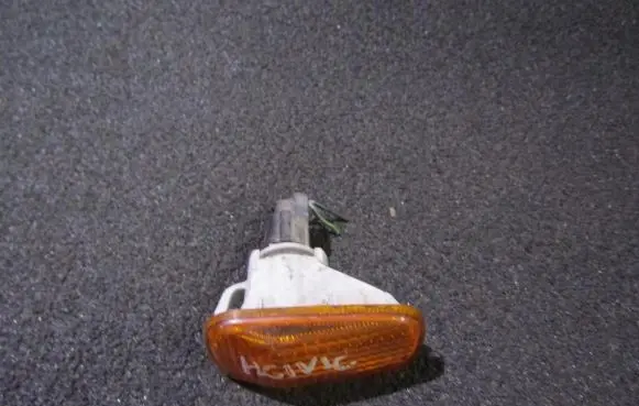 Honda Civic Front fender indicator light