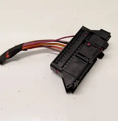 Volkswagen PASSAT B6 Sensor 1K0937722D