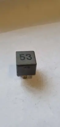 Volkswagen Golf III Other relay 141951253B