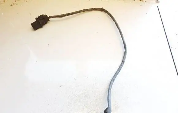 Volkswagen PASSAT B7 Lambda probe sensor 0281004148