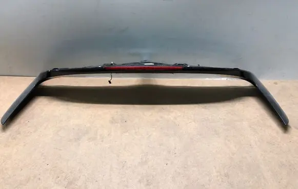BMW X2 F39 Rear window tailgate spoiler 51627423863 7423863