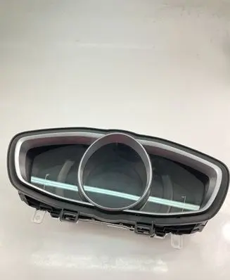Volvo V40 Speedometer (instrument cluster) 31473472