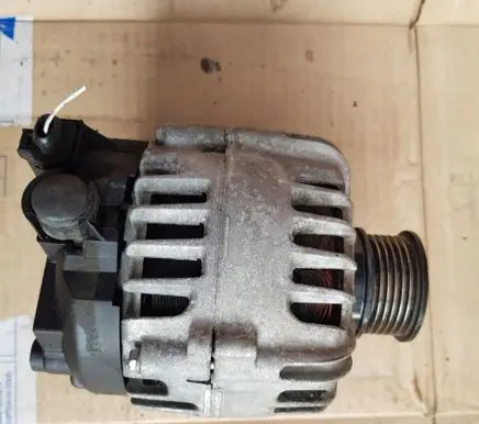 Ford Fiesta Generator/alternator 30659389