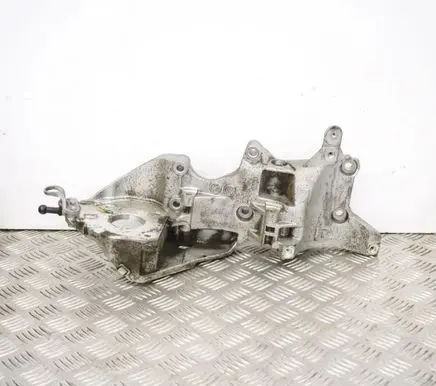 Volkswagen Tiguan Other engine bay part 03L903143Q