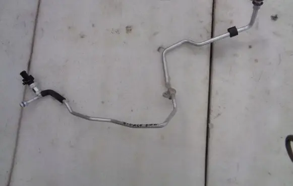 Jaguar E-Pace Air conditioning (A/C) pipe/hose AW9330D