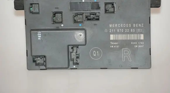 Mercedes-Benz E W211 Other control units/modules 2118702185