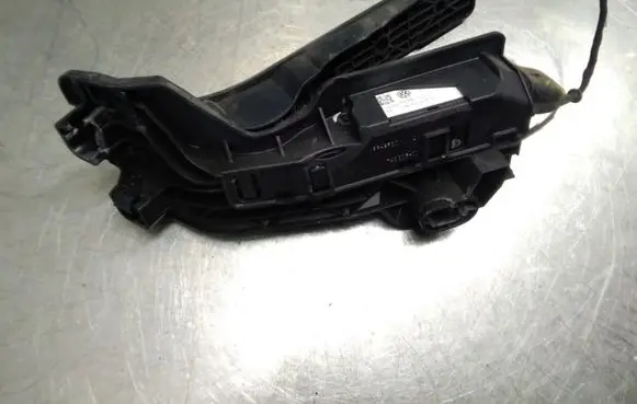 Skoda Octavia Mk2 (1Z) Accelerator pedal position sensor 6PV00874500 1K2721503M
