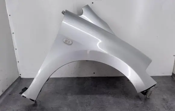 Nissan Tiida C11 Fender K23