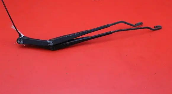 Honda Accord Front wiper blade arm 86000002