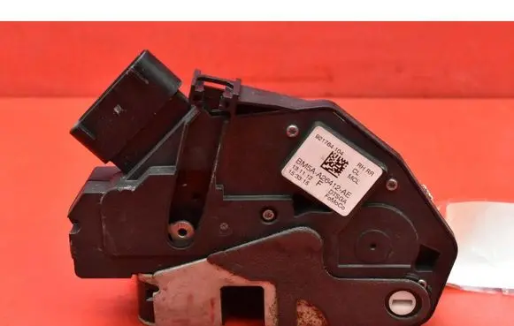 Ford Focus Rear door lock BM5AA26412AE