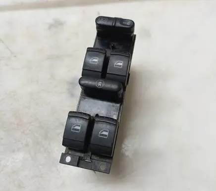 Volkswagen PASSAT B5 Electric window control switch 3B4959793 05073201