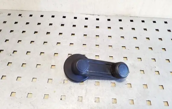 Mercedes-Benz A W169 Rear door window winding handle A1697600002