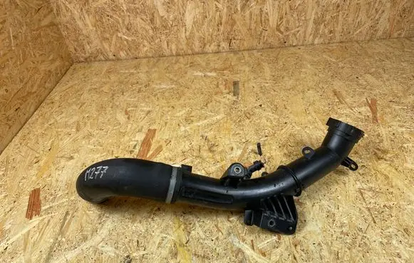 Volvo XC40 Engine coolant pipe/hose 32325569