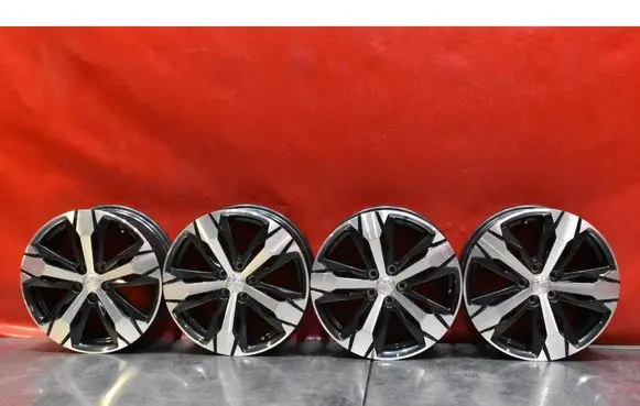 Peugeot 5008 R18 alloy rim 9811635077