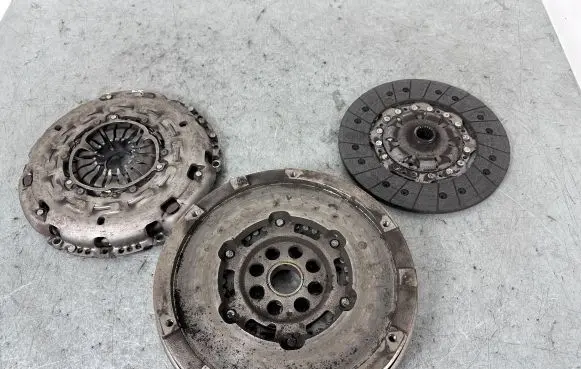 Ford Mondeo MK V Clutch set kit DS7Q6477AB DS707550AA