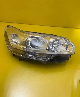 Citroen C5 Headlight/headlamp 9689037780