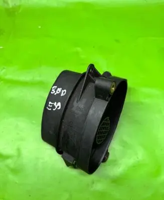 BMW 5 E39 Mass air flow meter 7787076 0928400468 13647