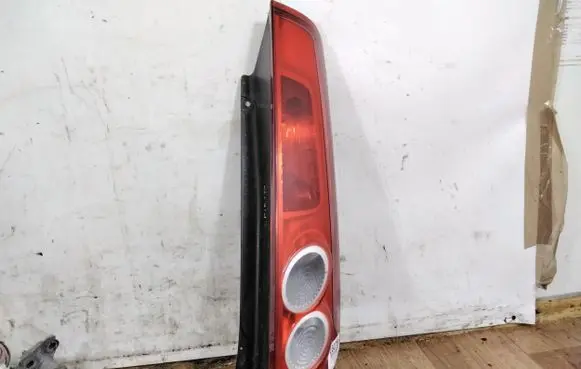 Ford Mondeo Mk III Rear/tail lights