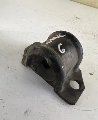 Jeep Grand Cherokee (WJ) Sway bar bush bracket, rear 