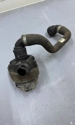 BMW 3 F30 F35 F31 Electric auxiliary coolant/water pump 8638239