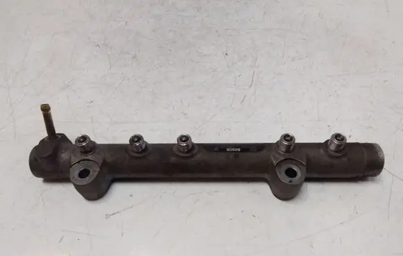 Toyota Yaris Fuel main line pipe 445214133 238100N021