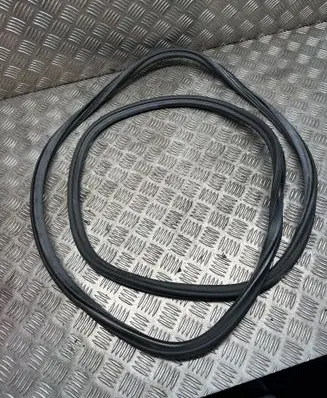Audi Q5 SQ5 Front door rubber seal 8R0831721D