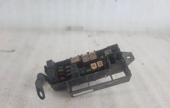 Subaru Impreza I Fuse box set 82231FE000 209255