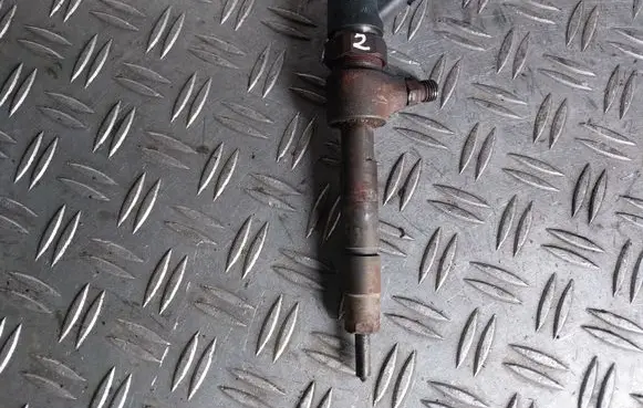 Alfa Romeo 156 Fuel injector 0445110119
