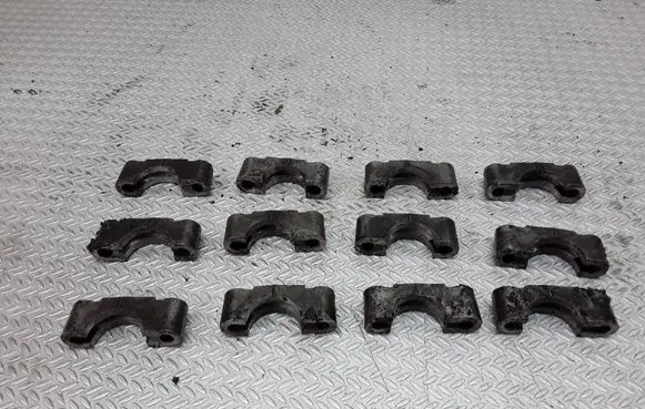 Mercedes-Benz C W203 Other cylinder head part 