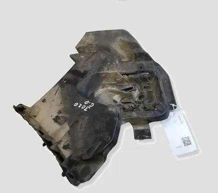 Volvo V40 Rear bumper mounting bracket 31395104