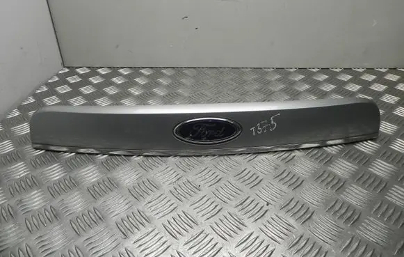 Ford Mondeo Mk III Number plate light 3S71N43400AE T6085