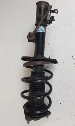 Hyundai i40 Front shock absorber with coil spring 546513Z950 546303Z850